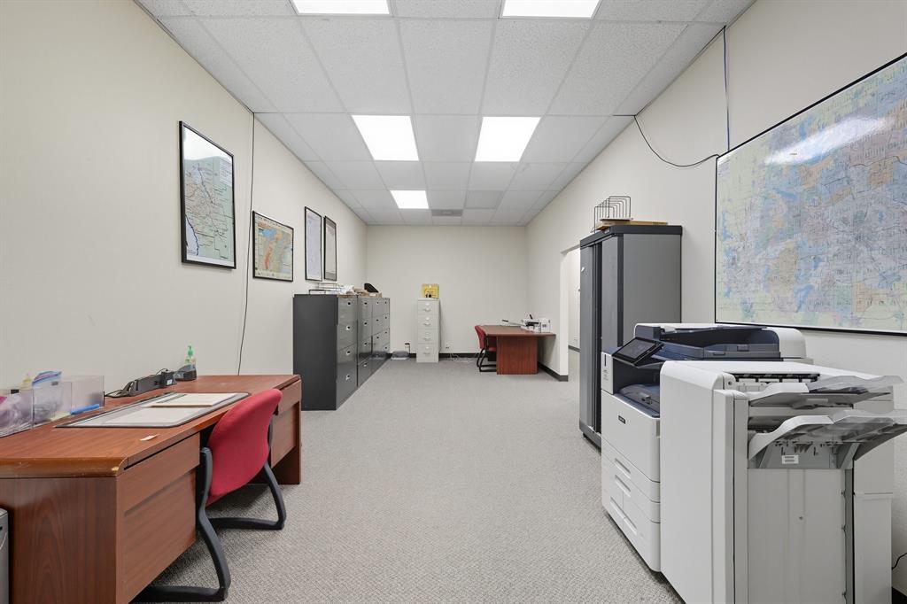 Murdock-Burns Sub - Commercial Sale