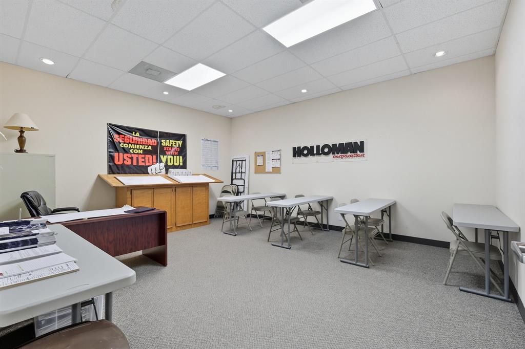 Murdock-Burns Sub - Commercial Sale