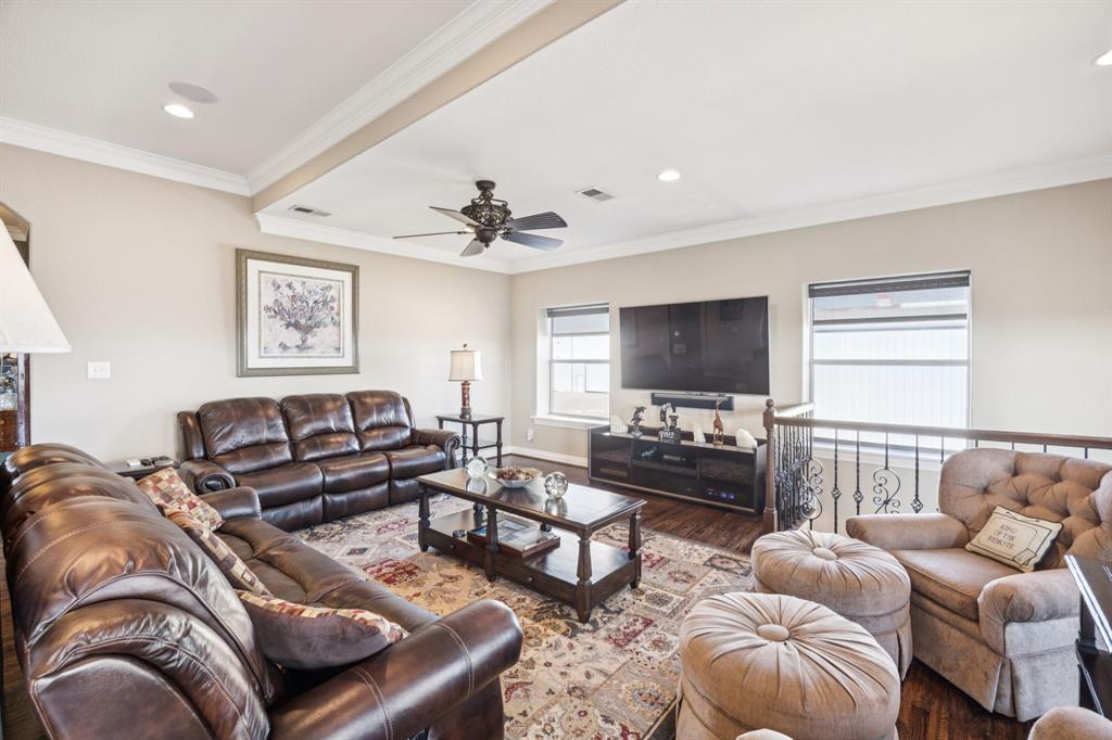 Hicks Airfield - Residential