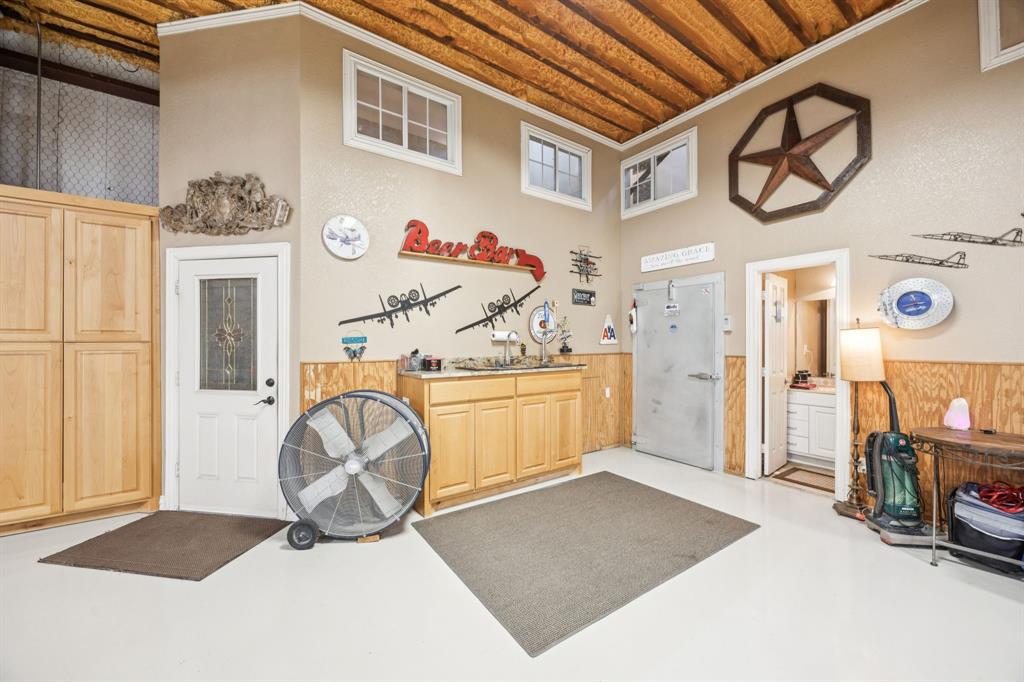 Hicks Airfield - Residential