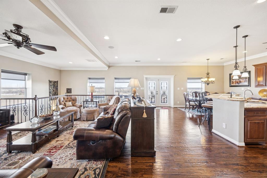 Hicks Airfield - Residential