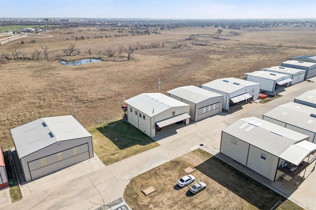 Hicks Airfield - Residential