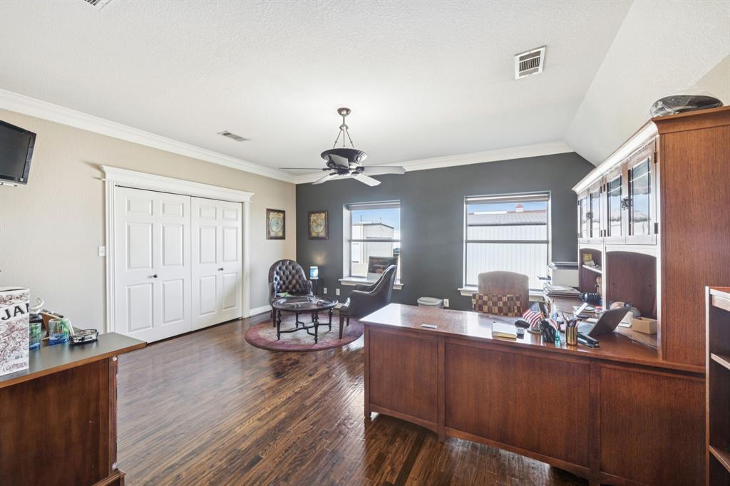 Hicks Airfield - Residential