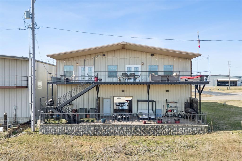 Hicks Airfield - Residential