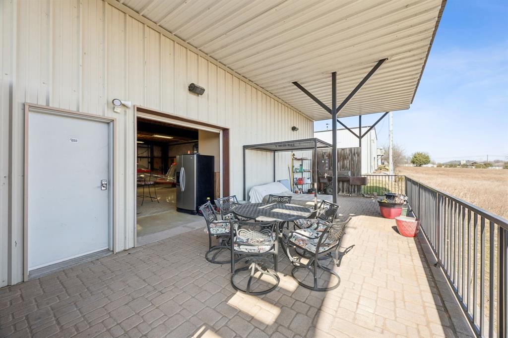 Hicks Airfield - Residential