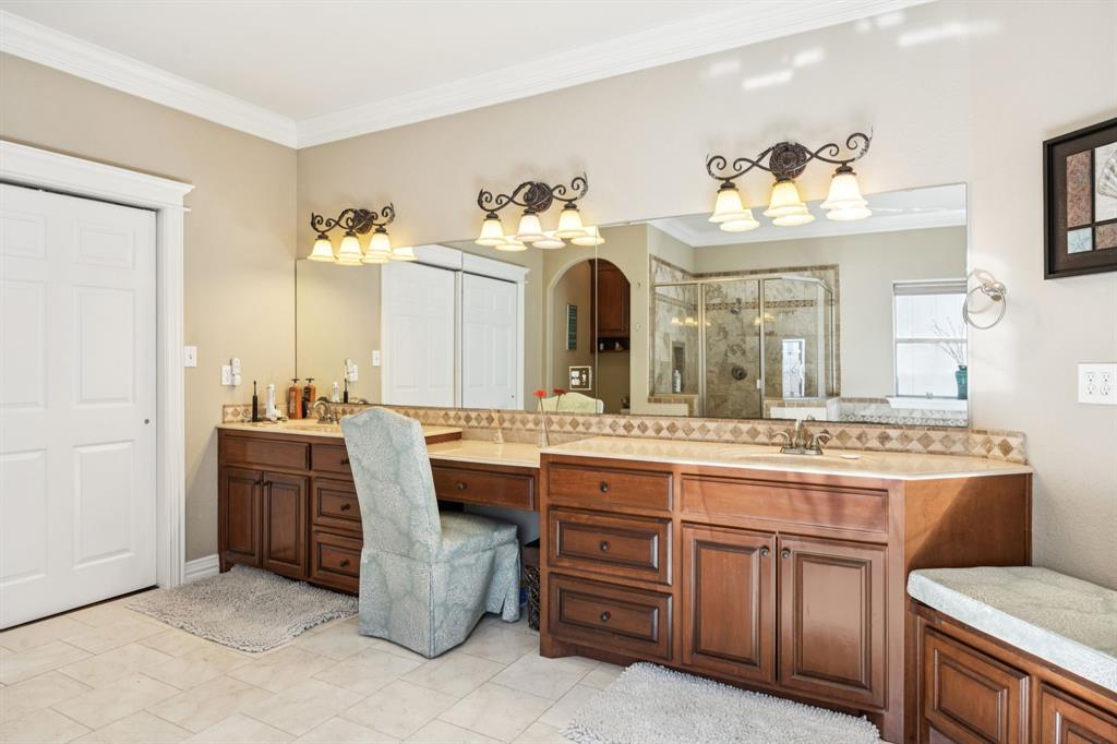 Hicks Airfield - Residential