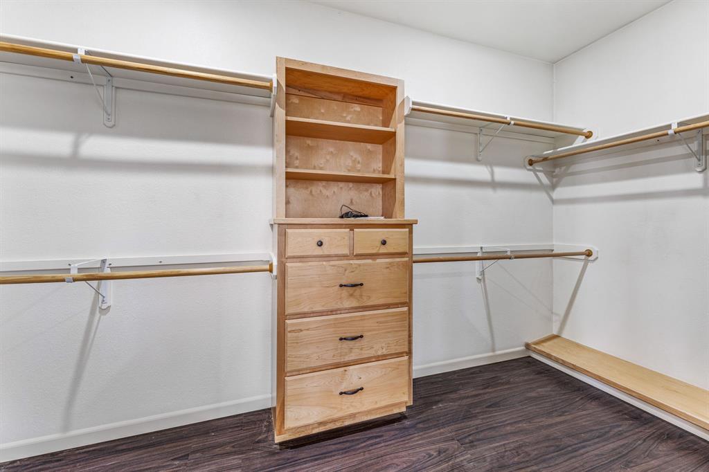 Par Village - Residential