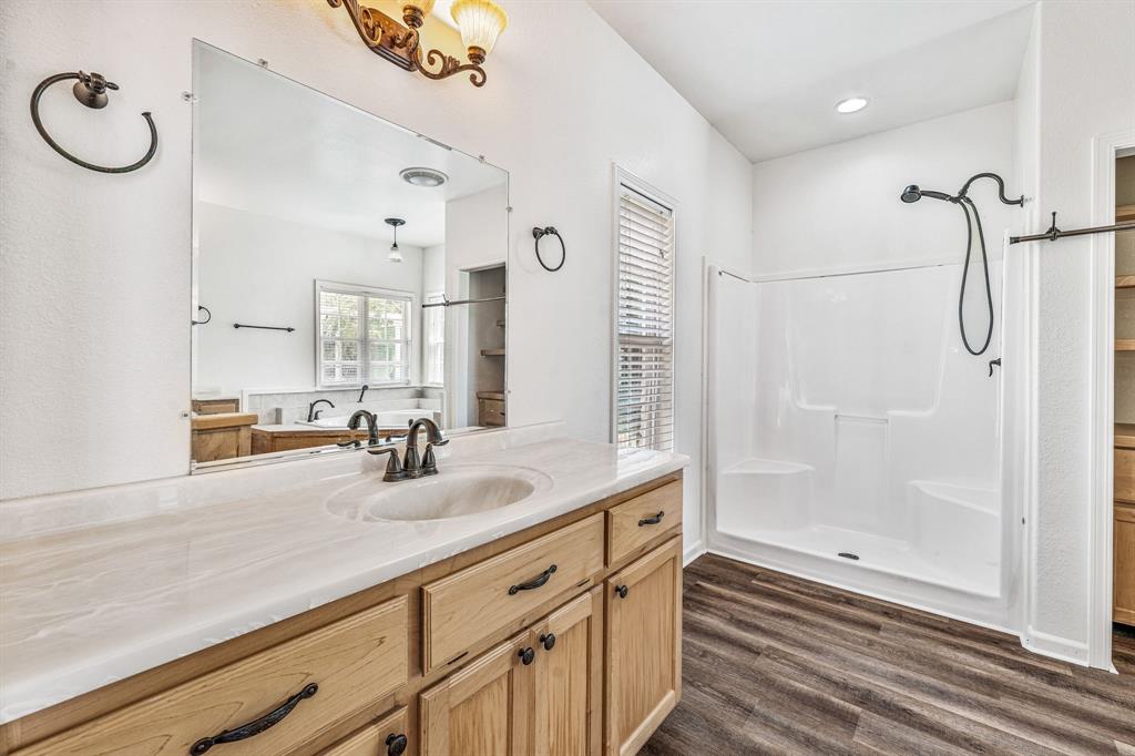 Par Village - Residential