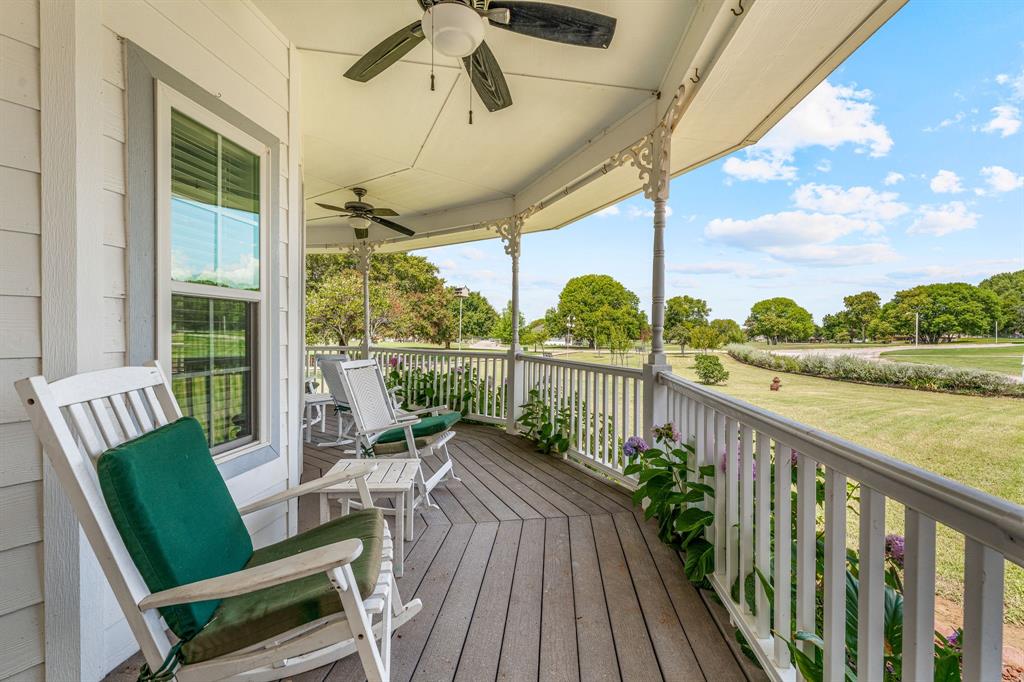 Par Village - Residential