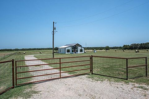 A home in Grand Saline