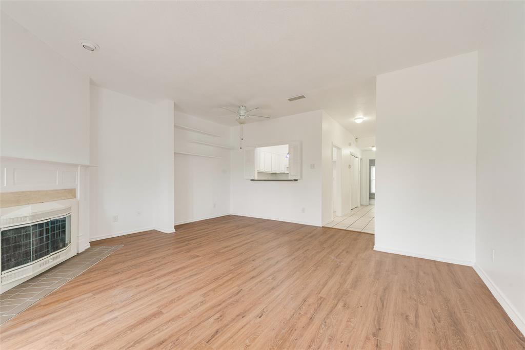 Preston On Creek Condos - Residential