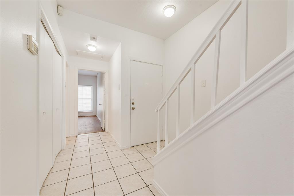 Preston On Creek Condos - Residential