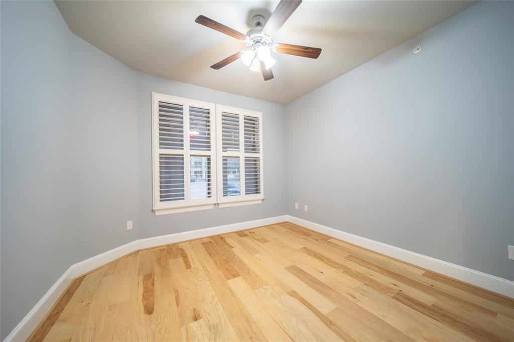 Waters Edge Condo - Residential