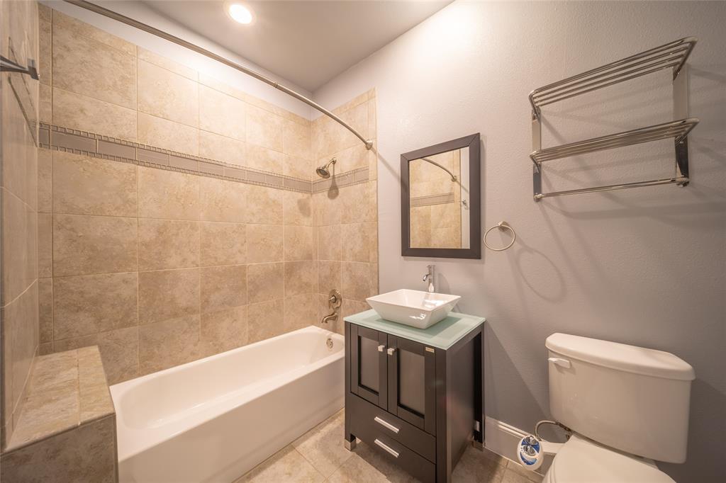 Waters Edge Condo - Residential