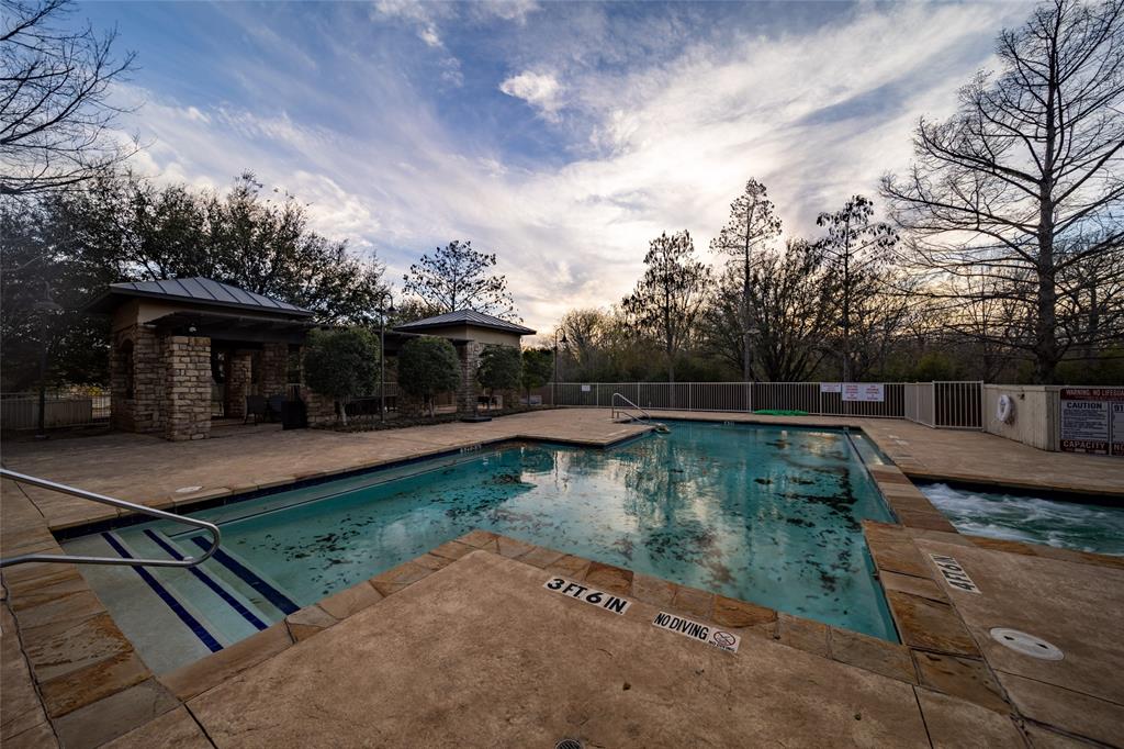 Waters Edge Condo - Residential