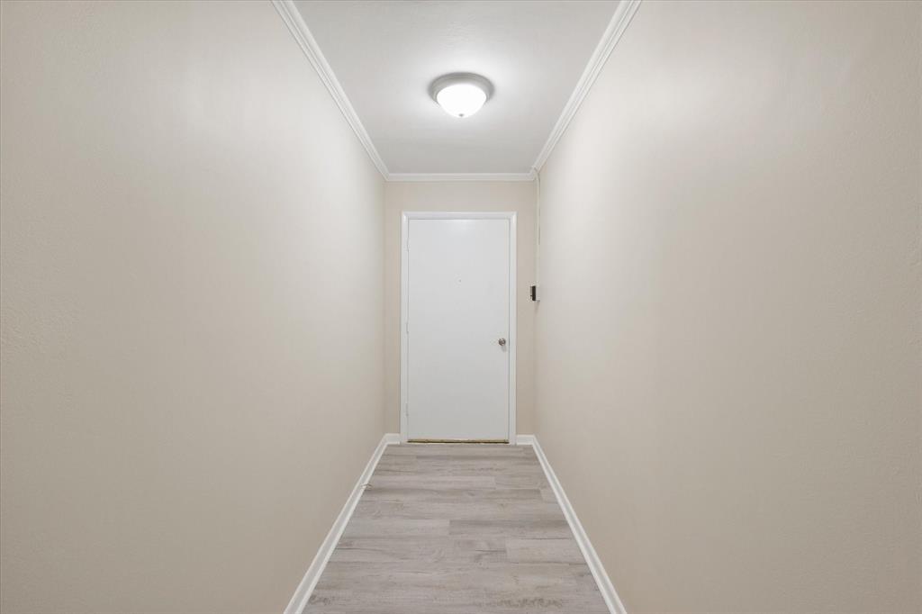 1102 Oaklawn Drive