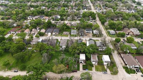 3622 Bickers Street Dallas TX 75212