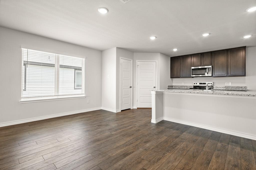 2413 Texas Ash Way