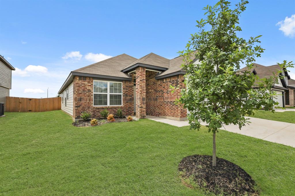 2413 Texas Ash Way