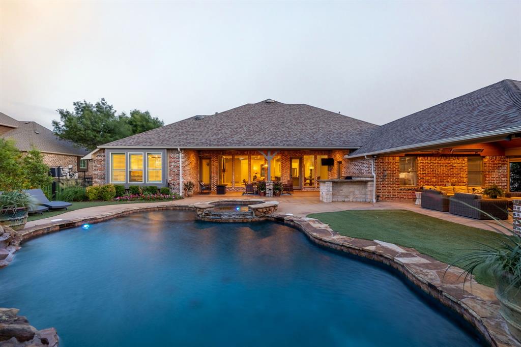 6282 Coastal Drive