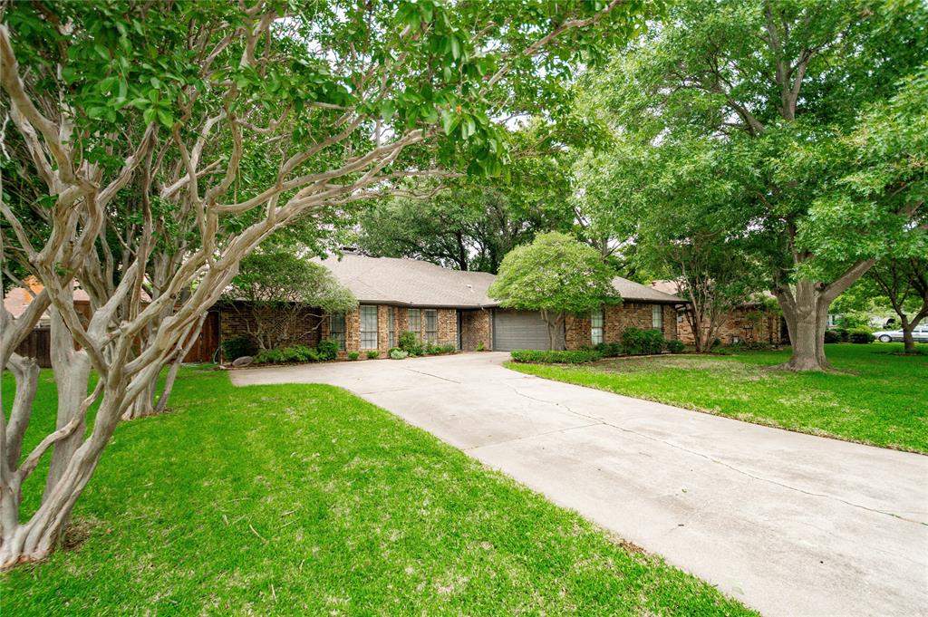 2212 Creekwood Court