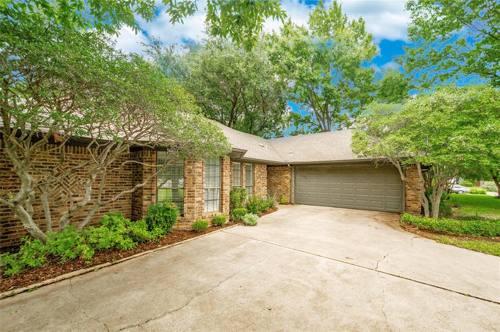 2212 Creekwood Court