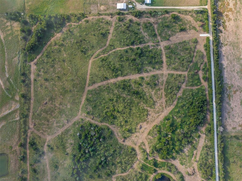 A030G P Varela-Groesbeck - Land