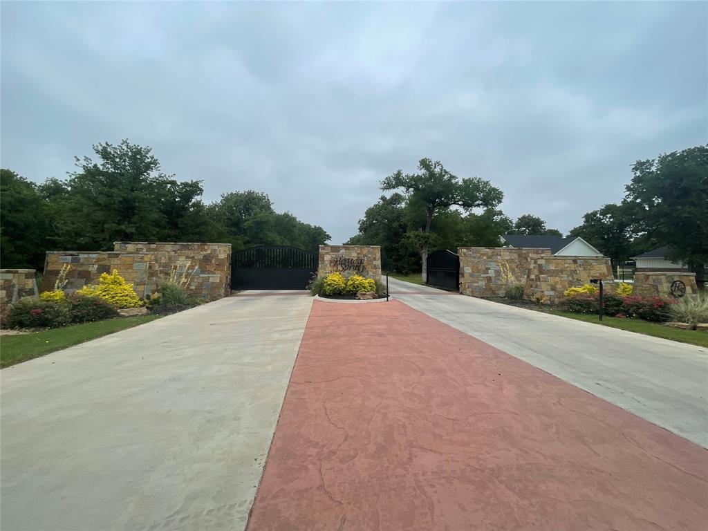 000 Salt Creek Court