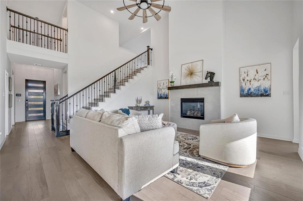 7001 Lowbranch Trail