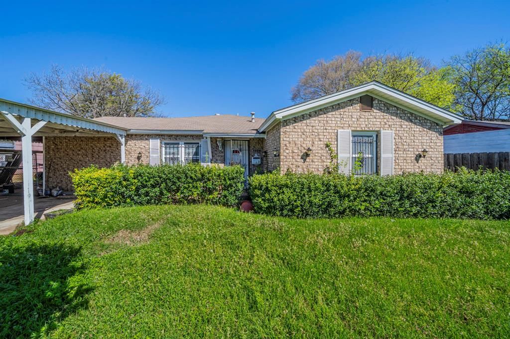 Photo of 3903 Lovingood Drive, Dallas, TX 75241 (MLS # 21215114)