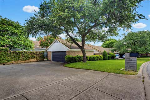Photo of 54 Legend Road, Benbrook, TX 76132 (MLS # 21335286)