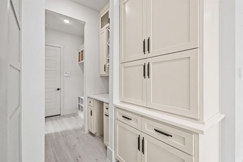 Tiny photo for 3720 Parkwood Lane, Denison, TX 75020 (MLS # 21099389)