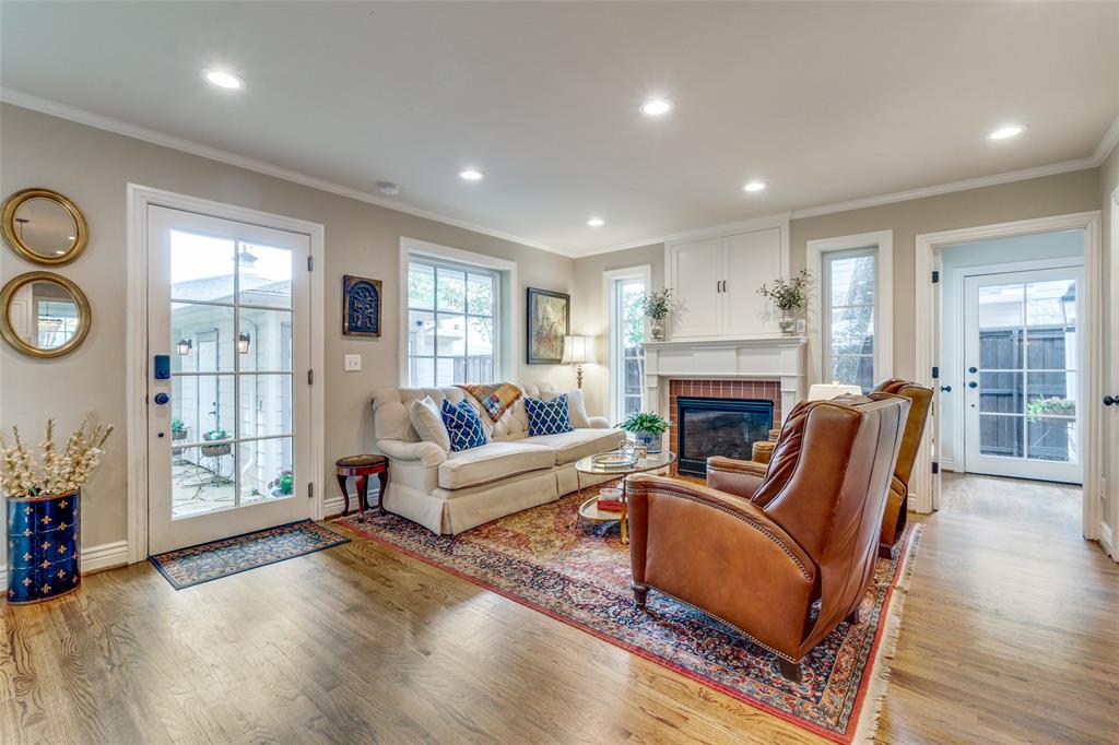 Highland Park High School - Residential