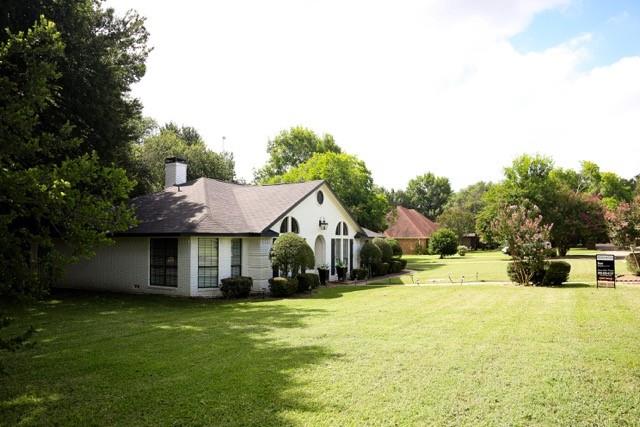 203 Covey Lane