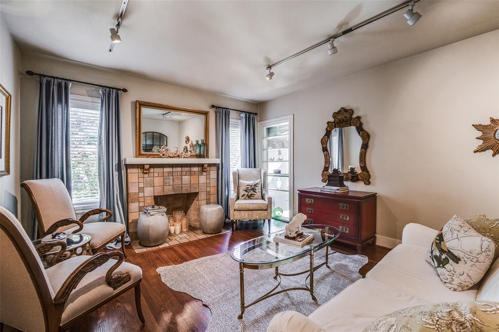 University Place - Residential Income