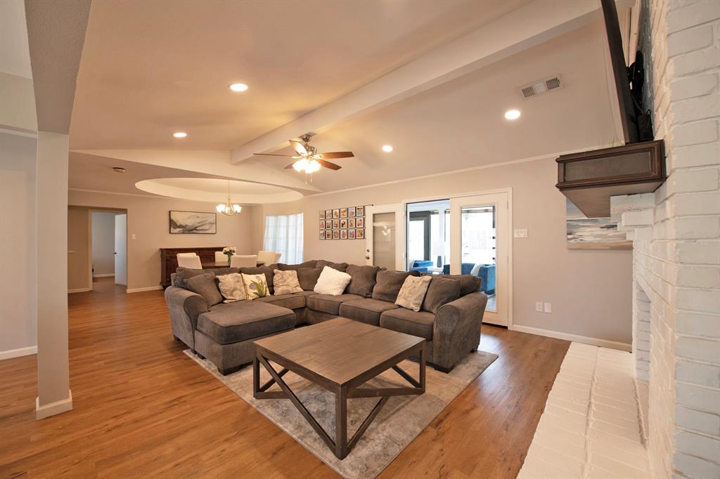 Lake Park North 01 - Residential