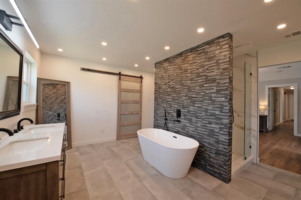 Lake Park North 01 - Residential