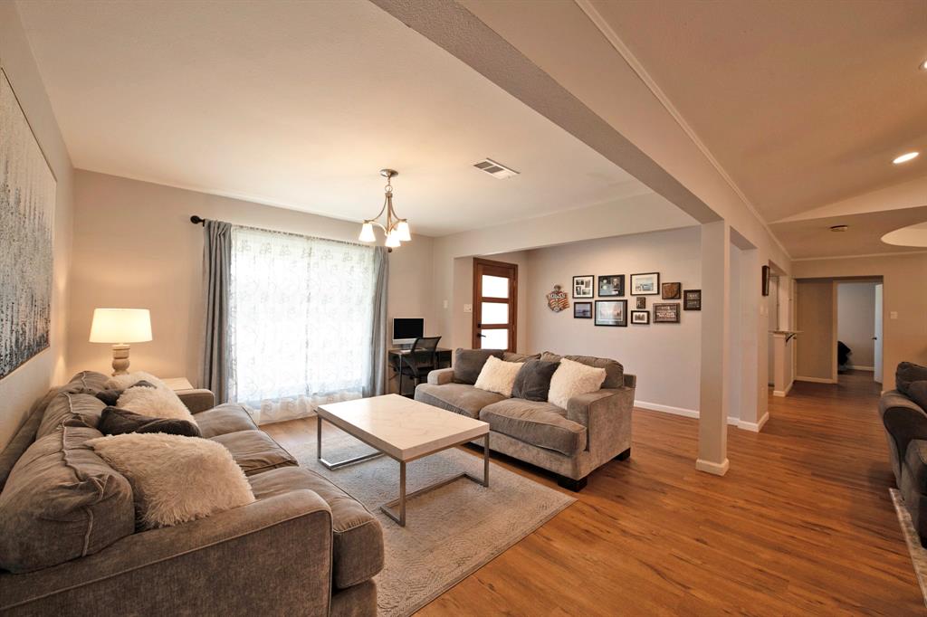 Lake Park North 01 - Residential