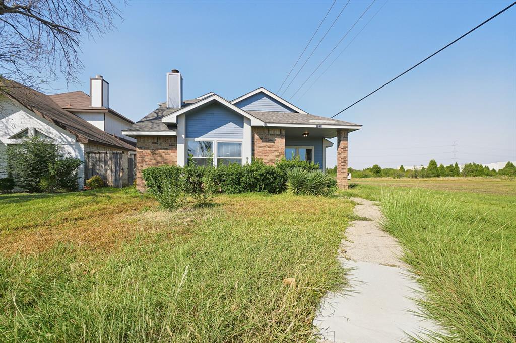 1229 Old Barn Lane