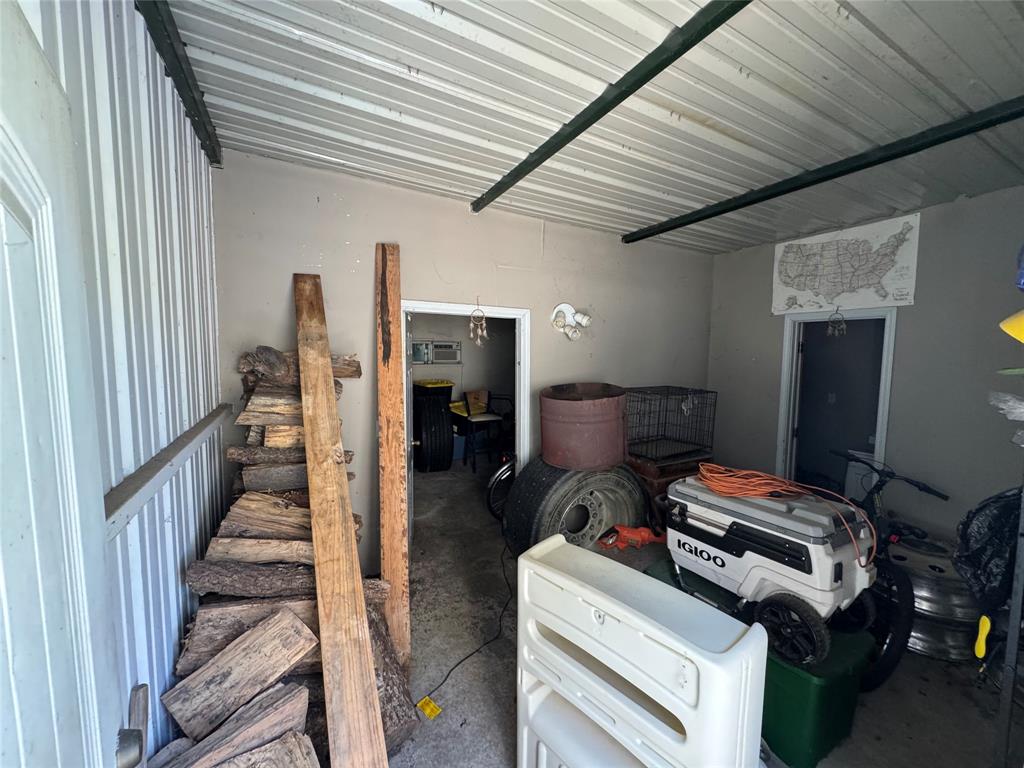 EAST SIDE - Residential