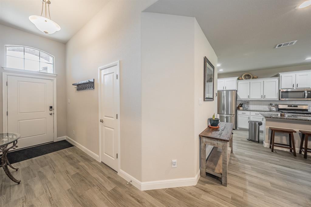 1216 Kerrville Lane
