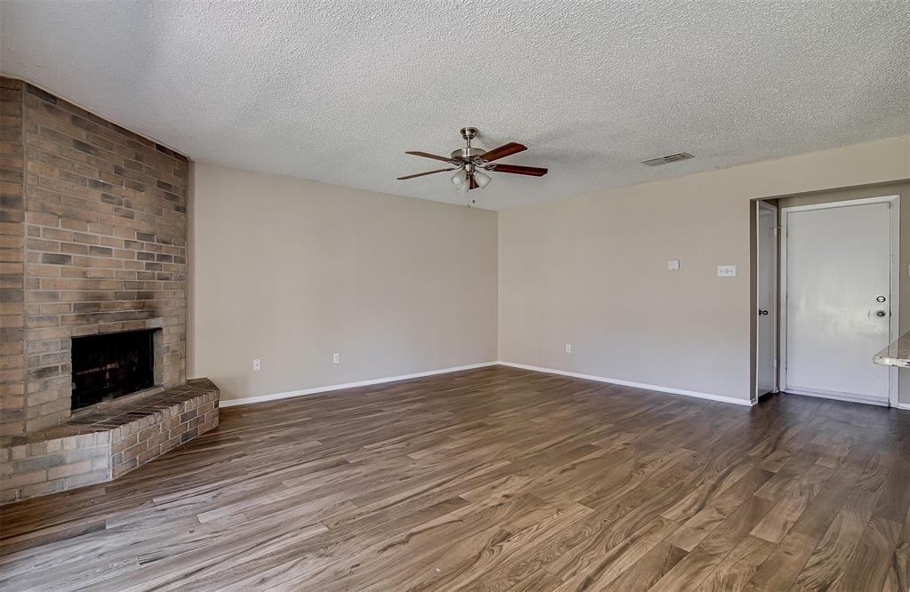 5419 Vermillion Trail
