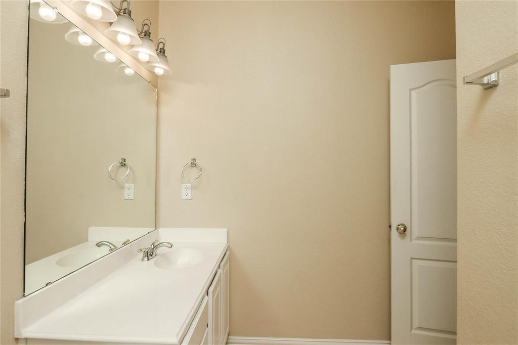 Daniel Crossing Ph B - Residential Lease