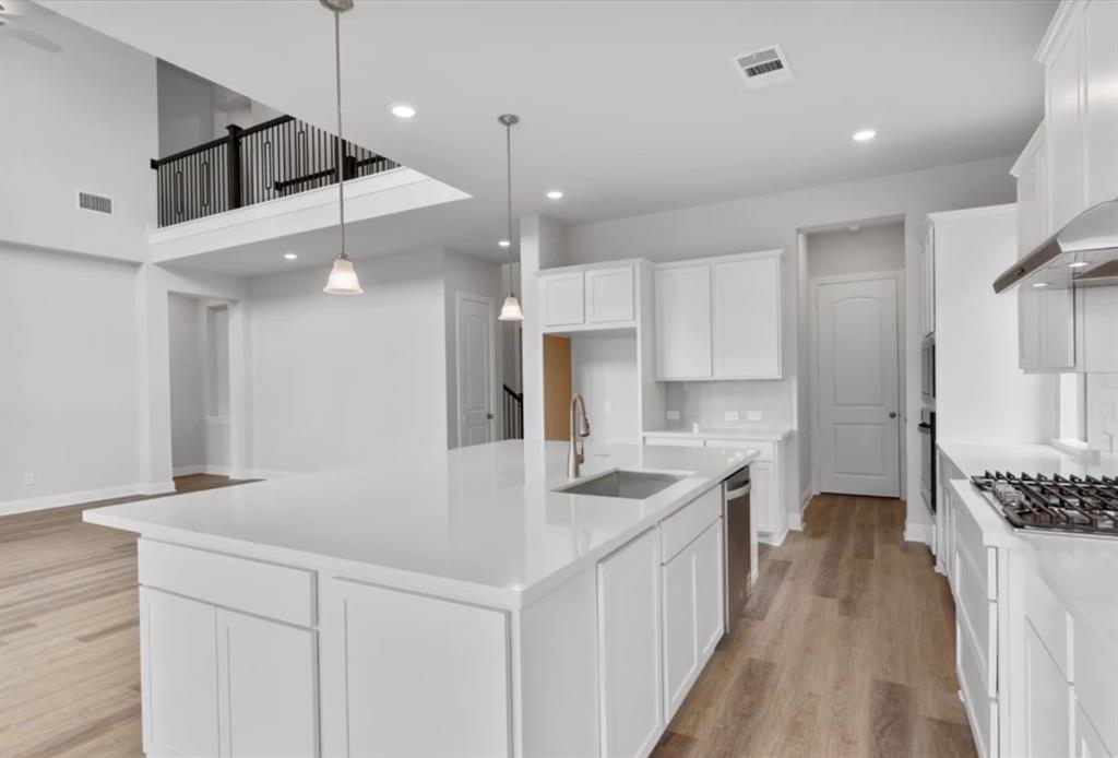 2335 Miranda Lane