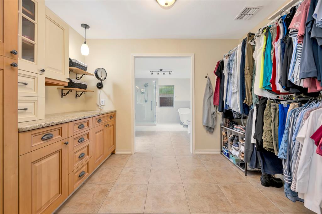 26 Rancho Drive N