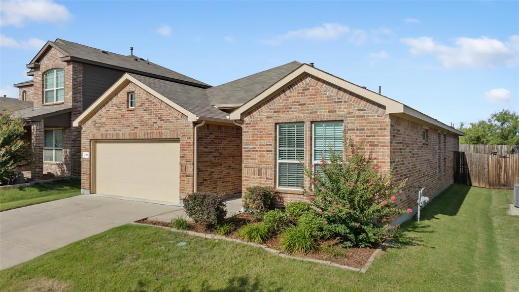 4517 Chicory Court