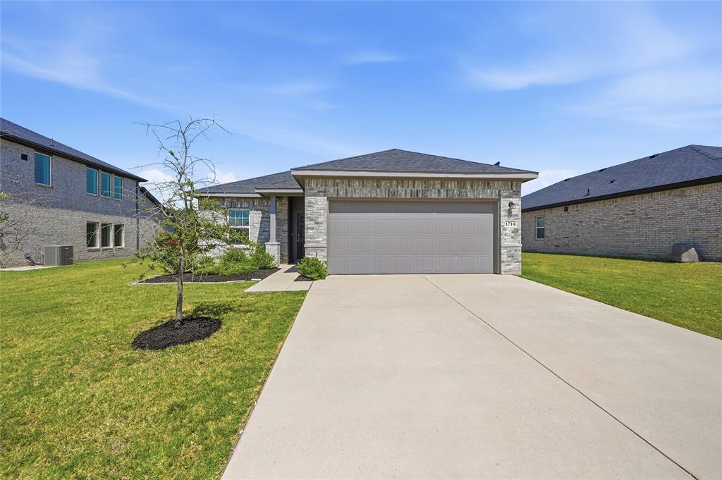 Photo 1 of 22 — 1714 Citrus Drive, Sherman, TX 75092