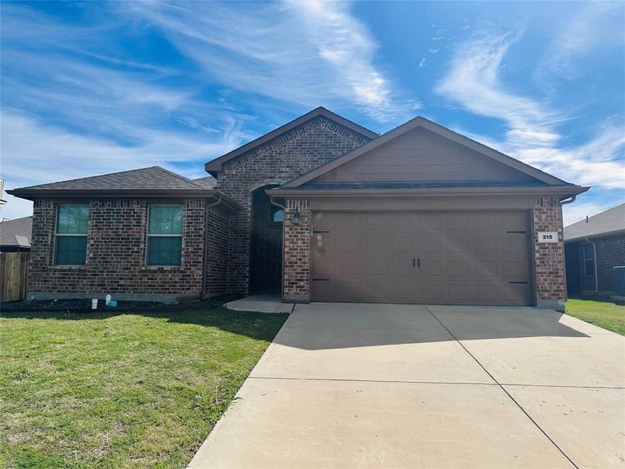 Beautiful home in Ponder ISD move-in ready! Kitchen features stainless steel appliances, stainless refrigerator, granite counters, backsplash and large island overlooking the living room. Living area off the kitchen features views of the backyard and the covered patio. Primary suite has tons of natural light and features a large ensuite bath with double vanity and walk in closet.  Large backyard with plenty of space for summer barbeques and gatherings!