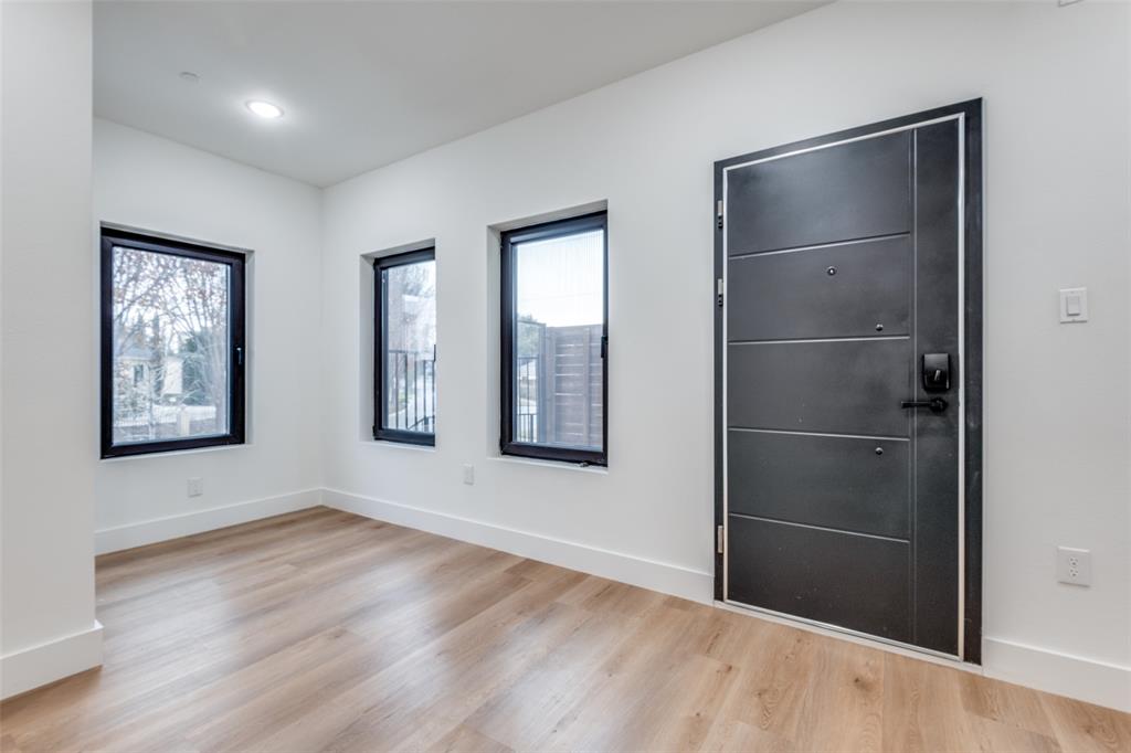 BELMONT REV - Residential Lease