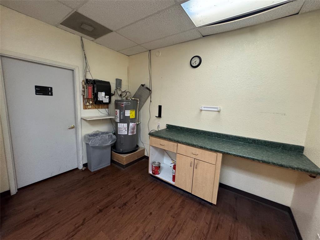 Thrash - Commercial Lease